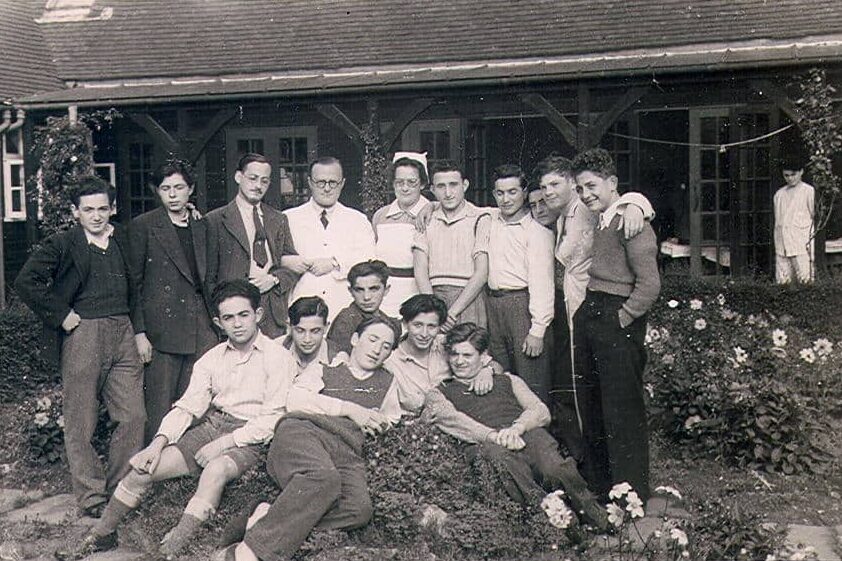 Photograph of Ashford Sanatorium.