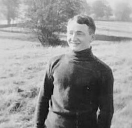 Photograph of Jack Aizenberg