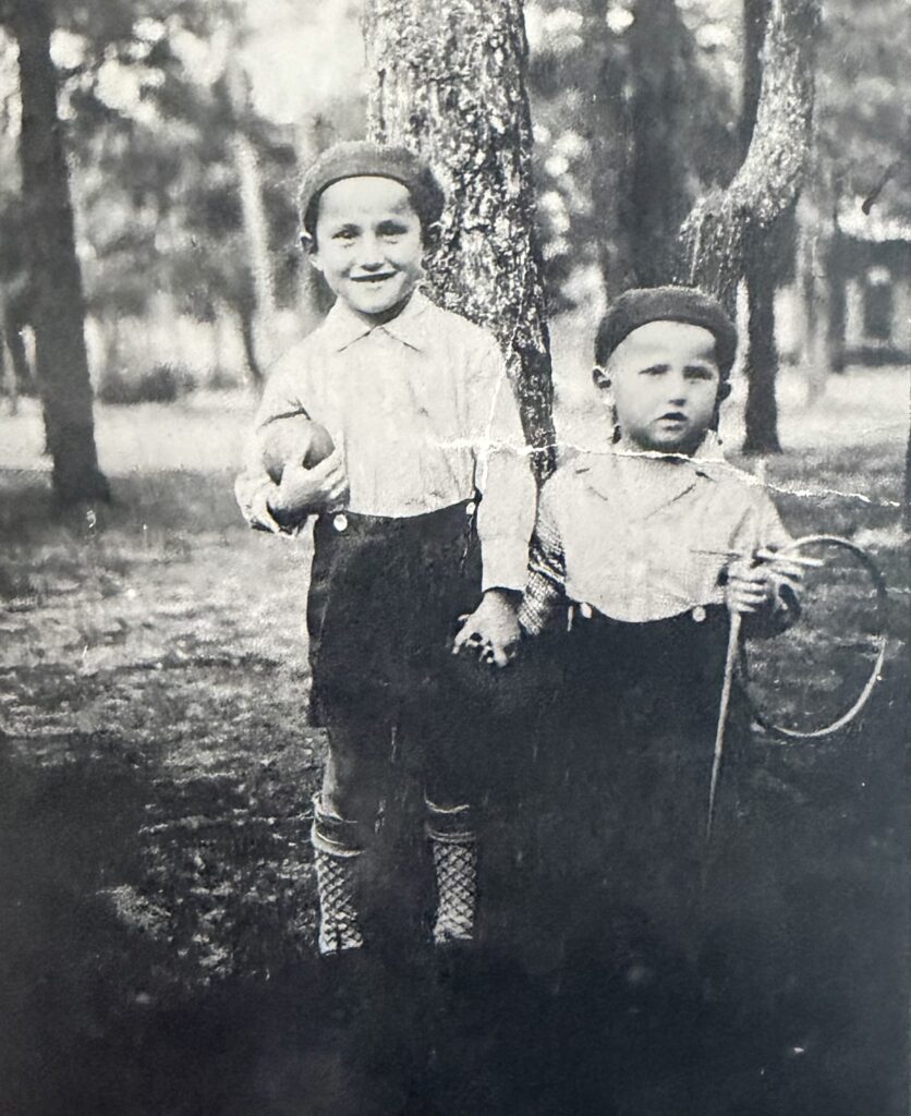 The Fox brothers 1933.