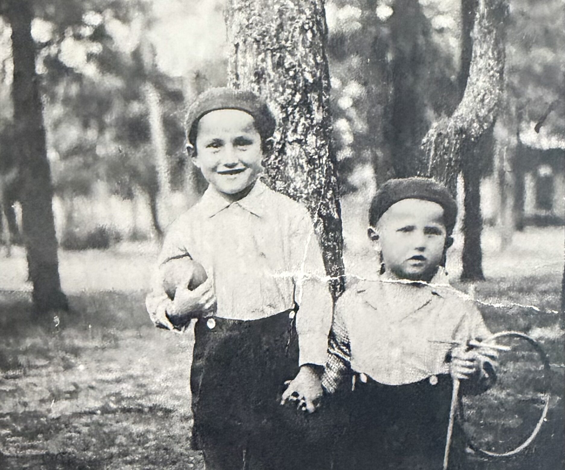 The Fox brothers 1933.