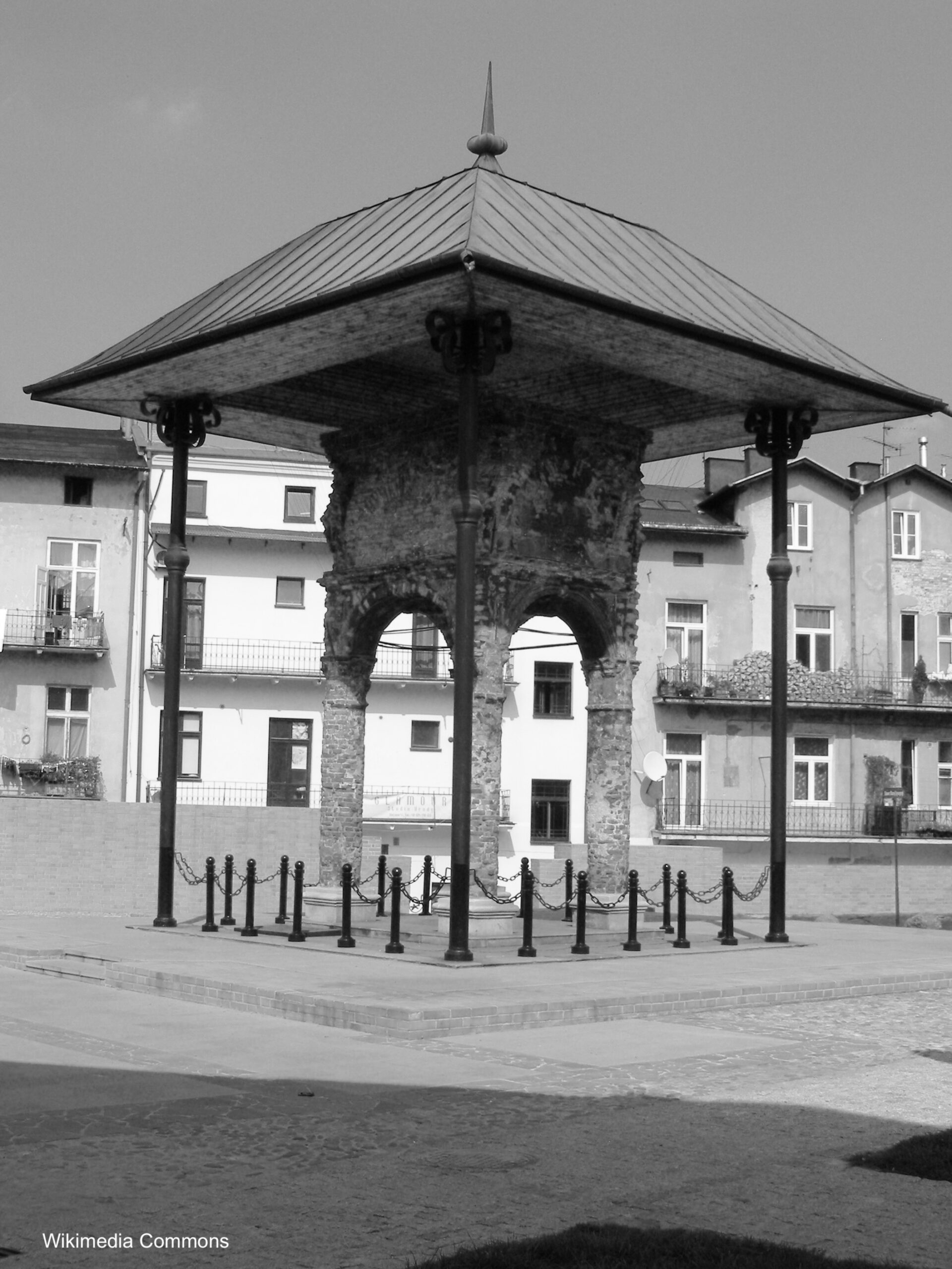 Tarnow, Poland Ruined Synagogue
