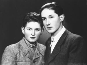 Photograph of Julius and Erwin Buncel in 1940, Prešov, Czechoslovakia.