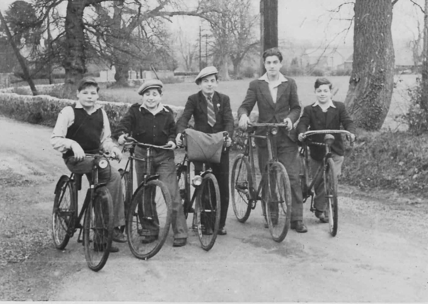 Photograph of Benek Englard first from left and Herman Rosenblat fourth from left. 