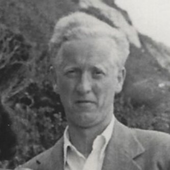 Photograph of Moishe Malenicky.