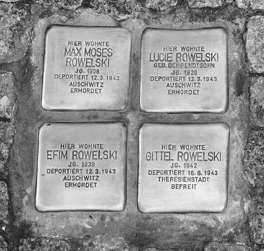 Photograph of Stolpersteine for the Rowelski Family in Berlin.