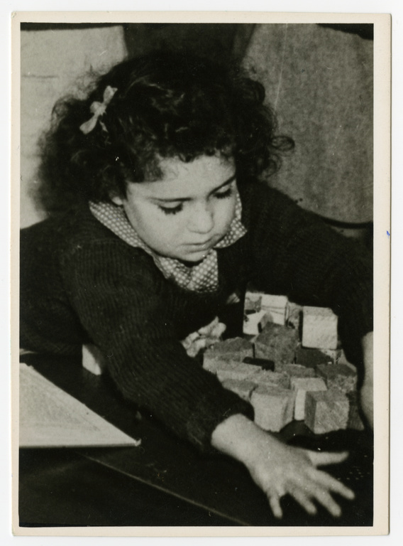 Photo of Zdenka Hurssel in Windermere in 1945