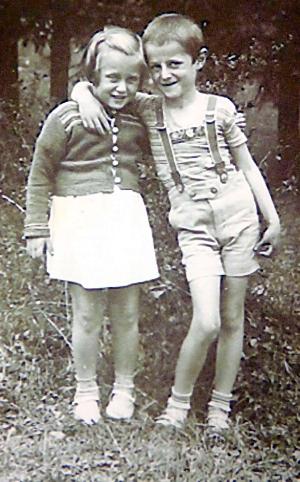 Photograph of Paul Loewner and his sister Hanna Tanner before World War II.