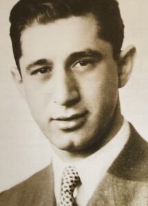 Photograph of Ivor Wieder.