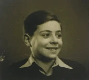 Photograph of Jacob Fersztand in Ascot, 1945.