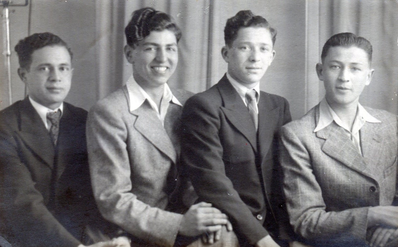 Photograph of Mick Zwirek, David Herman, Jack Bayer & Icu Sunog, London, 1947.
