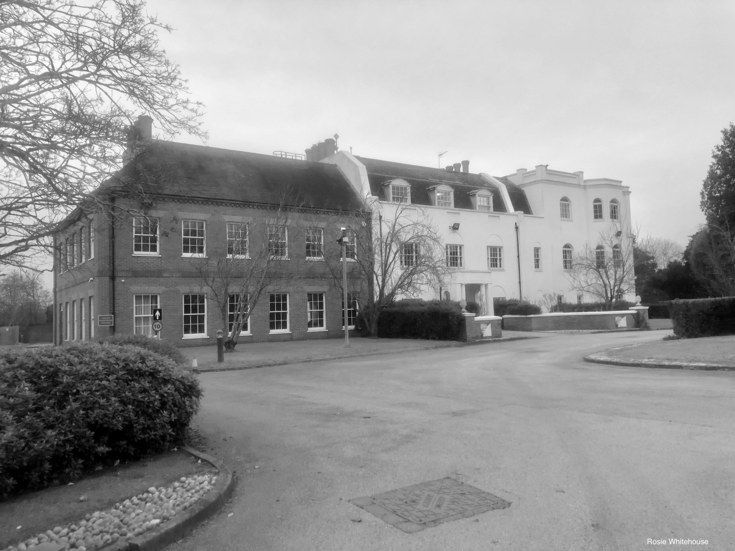 Photograph of the former Staines Yeshiva.