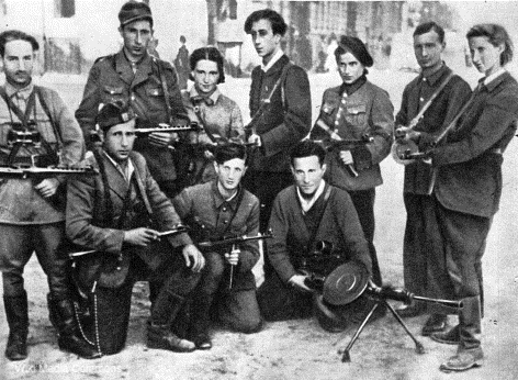 Photograph of Jewish partisans in the Vilnius Ghetto.