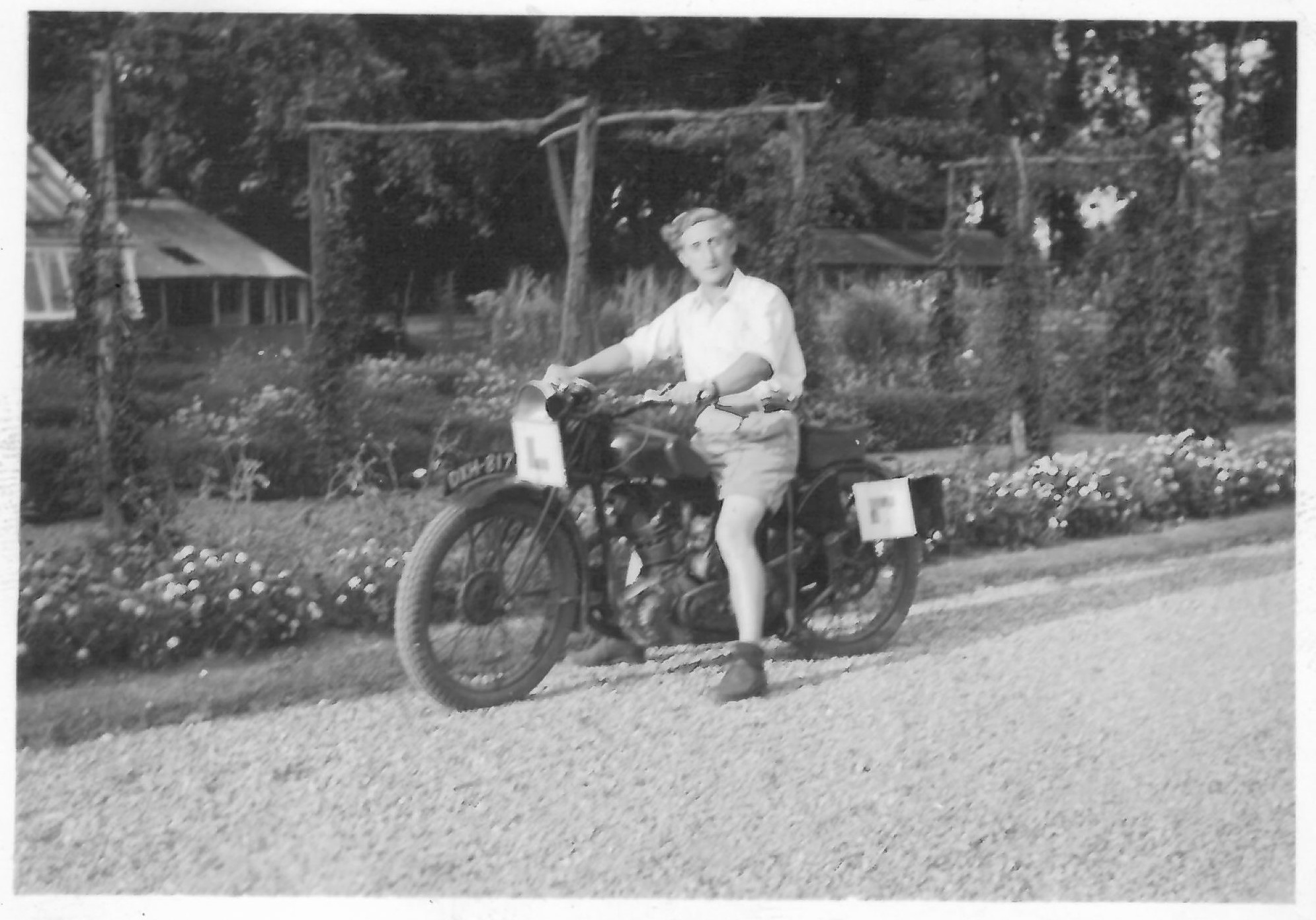 Photograph of Bedford 1946 - life dream!