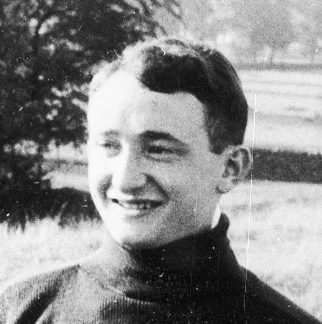 Jack Aizenberg in Windermere in 1945